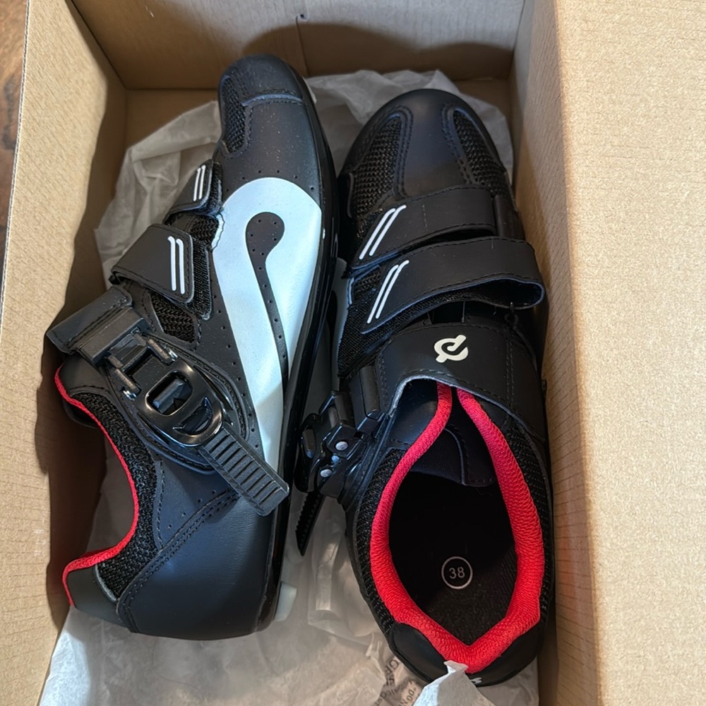 Peloton shoes size 38/7